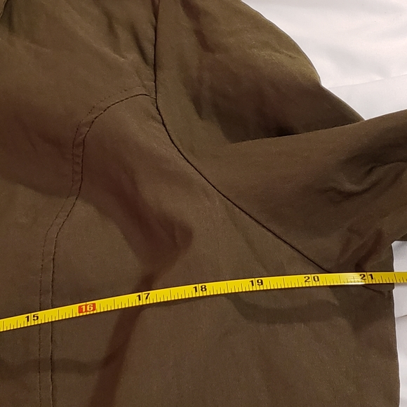 Hybrid Women's Military Style Crop Jacket   Green USA - Picture 5 of 6